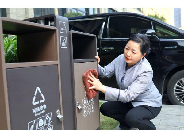 日常保潔外包的五大優勢，為何越來越多的企業選擇外包保潔？